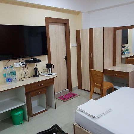 Jimmy Guest House Kalkuta Zewnętrze zdjęcie